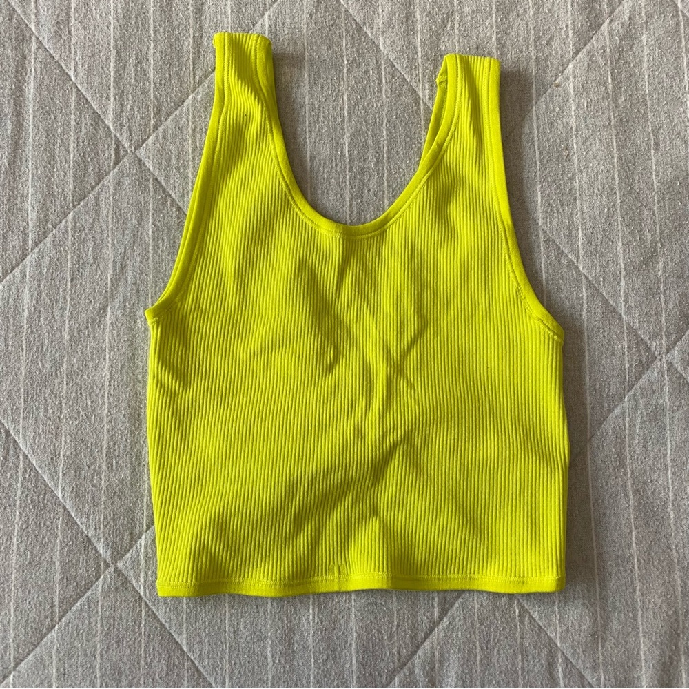 🚫SOLD LOCALLY🚫
Out From Under Reversible Green Bra - Picture 9 of 10
